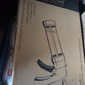 Pampered Chef Cookie Press with Black Handle